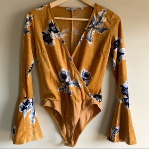Floral Bell-Sleeve Body Suit - small